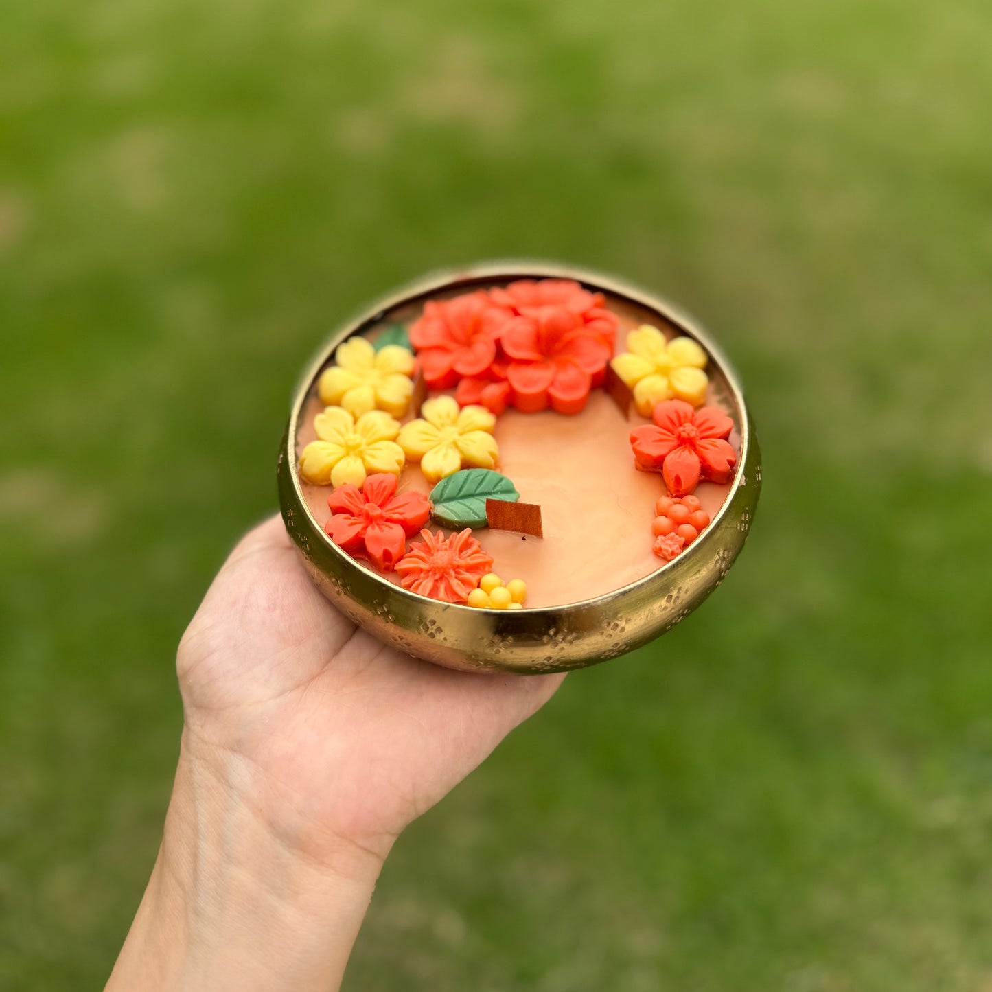 Utsav Floral Urli Candle