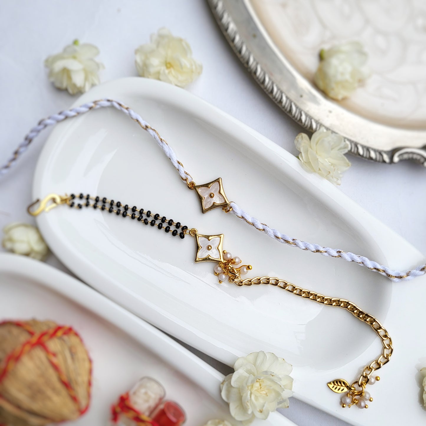 4 Petal Flower Bhai Rakhi