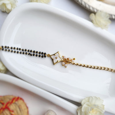 4 Petal Flower Bhabhi Rakhi