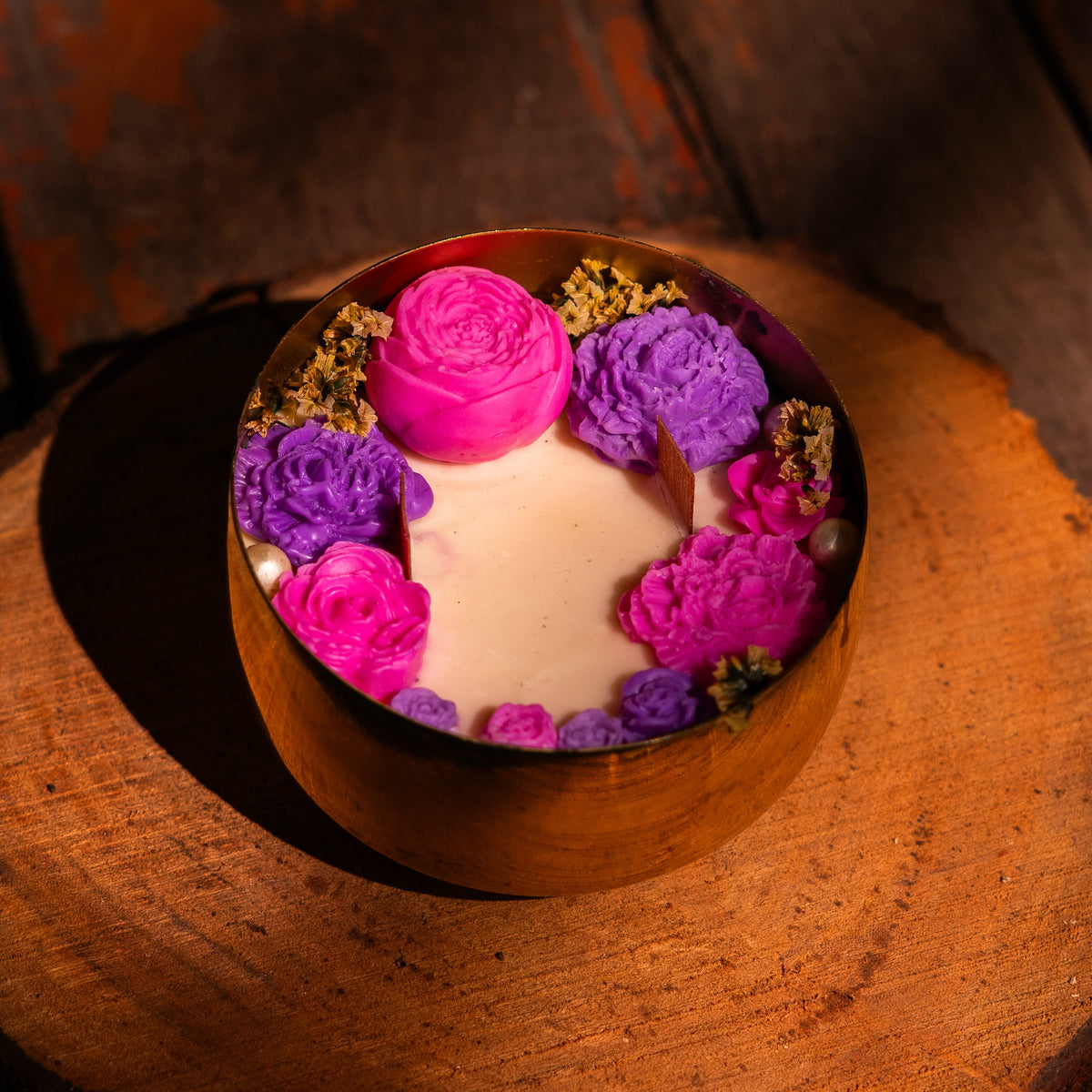 ‘Centre table’ Floral Candle in  beautifully crafted Bowl 